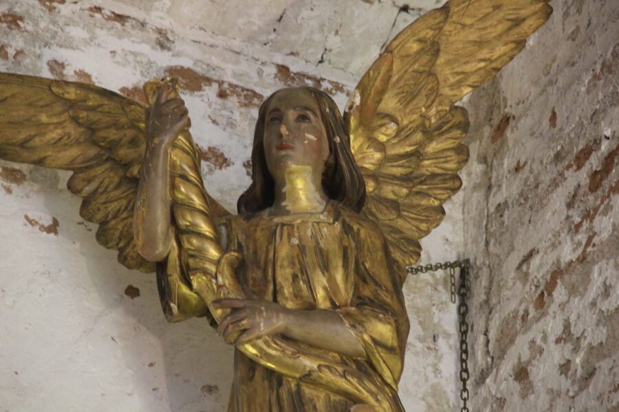 Sculture Coppia di angeli dorati e laccati con ali mobili 700